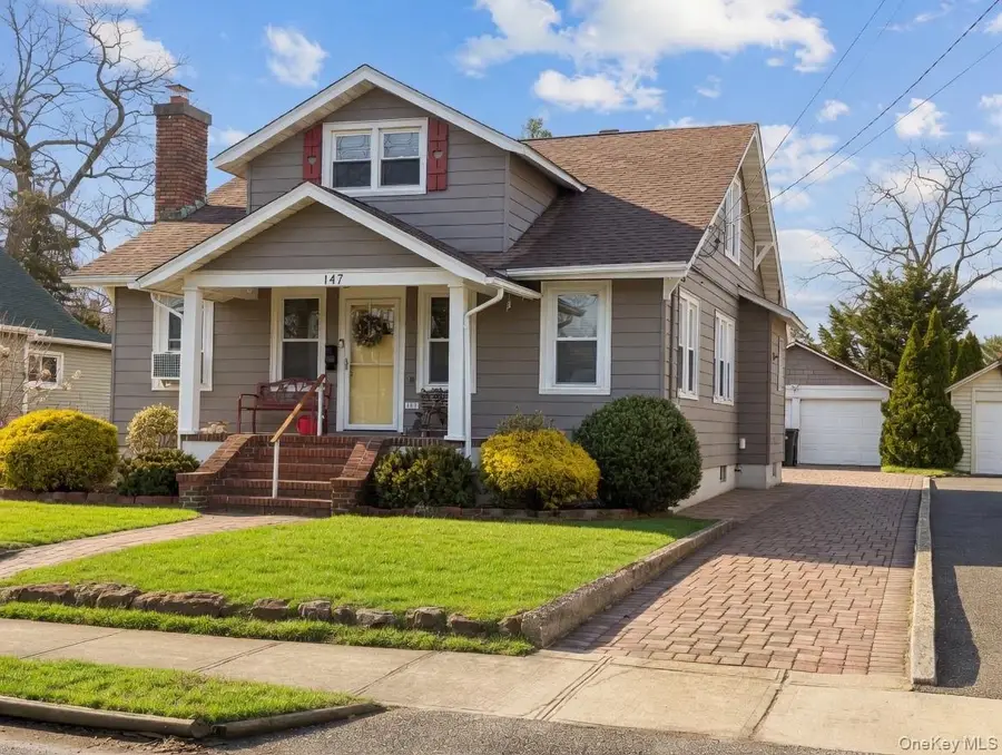 147 Church Avenue, Islip, NY 11751 - #2