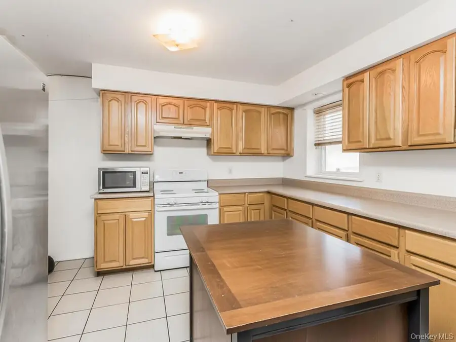 2578 Stedman Place, Bronx, NY 10469 - #2