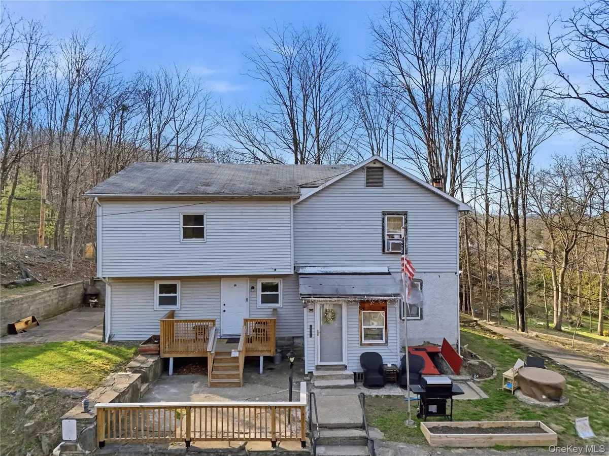 6-8 Bell Drive, Highland, NY 12528 - #1