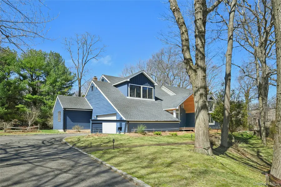 7 Waterview Drive, Port Jefferson, NY 11777 - #2