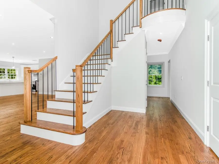 1 Kewanee Road, New Rochelle, NY 10804 - #3