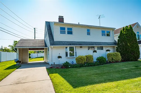 471 Division Avenue, Hicksville, NY 11801