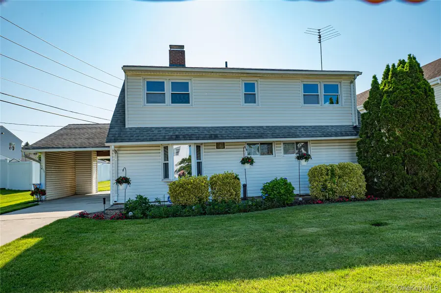 471 Division Avenue, Hicksville, NY 11801 - #2