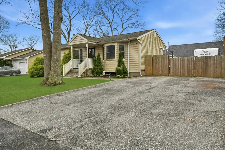 12 Wilson Avenue, East Moriches, NY 11940 - #3