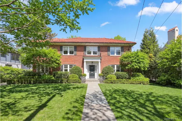 9 Sunnybrae Place, Bronxville, NY 10708