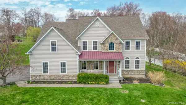 99 Country Club Road, Hopewell Junction, NY 12533