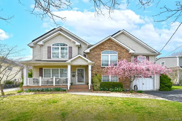 182 Siegel Boulevard, Babylon, NY 11702