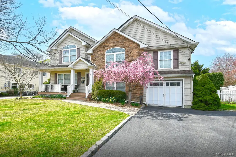 182 Siegel Boulevard, Babylon, NY 11702 - #2