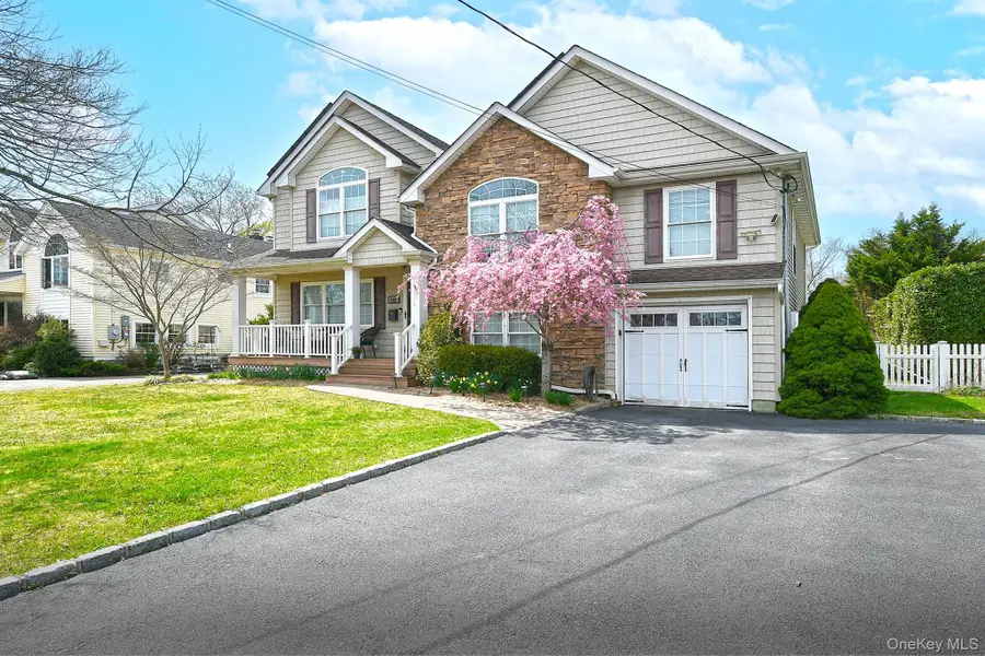 182 Siegel Boulevard, Babylon, NY 11702 - #3