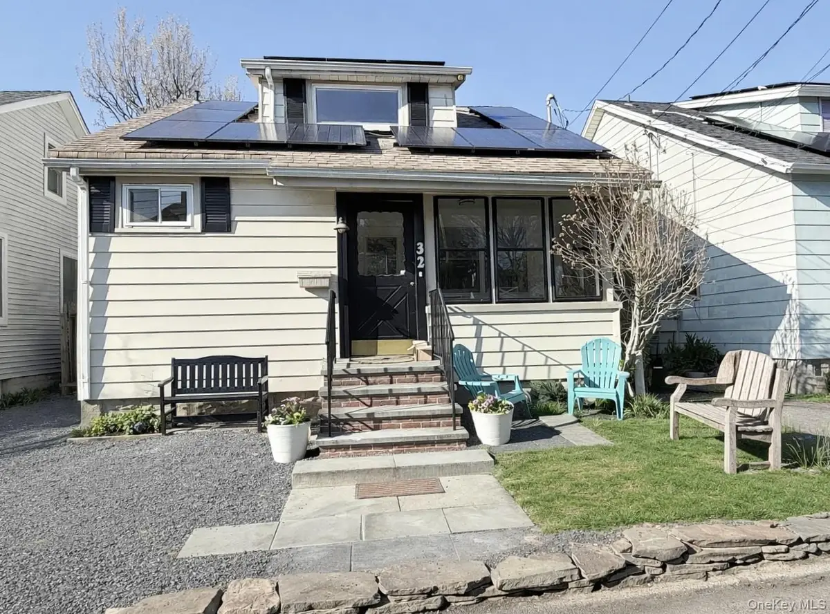 32 9th Avenue, Sea Cliff, NY 11579 - #1