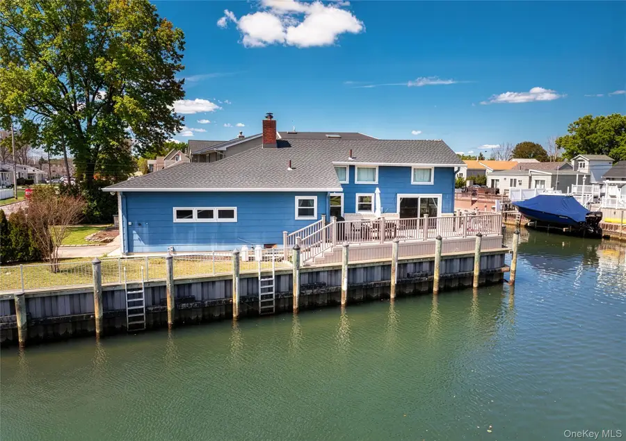 2 E Lido Prom, Lindenhurst, NY 11757 - #3
