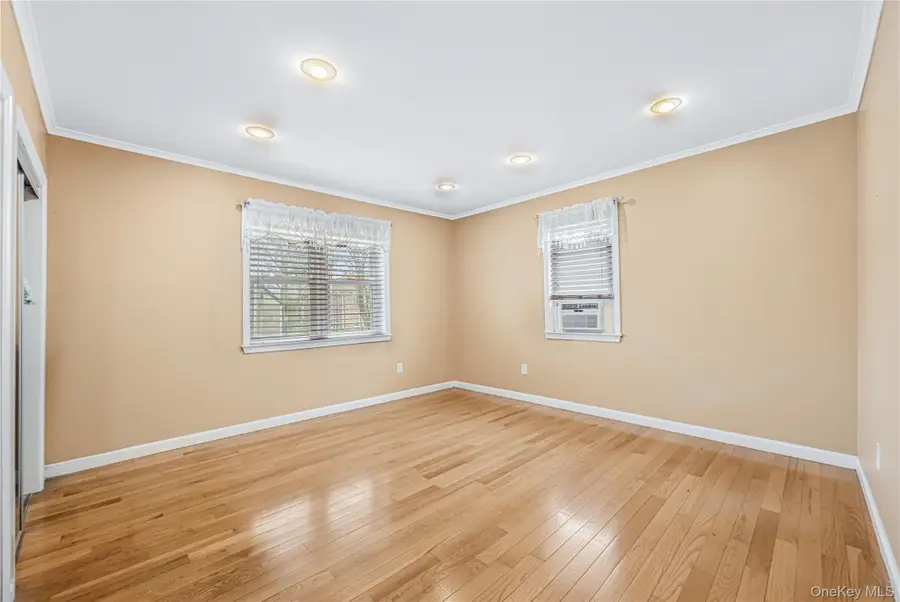38 Borcher Avenue, Yonkers, NY 10704 - #2