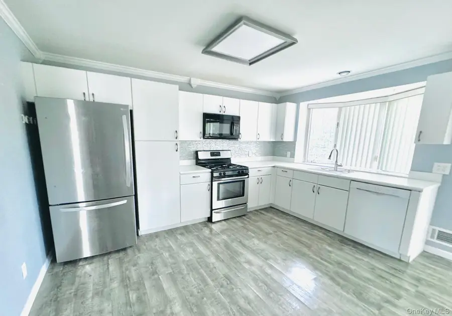 13 Nottingham Court, Nanuet, NY 10954 - #3