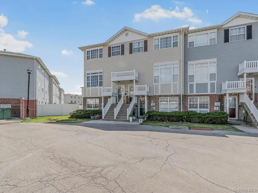 85 Admiral Court #87, Bronx, NY 10473 - #2