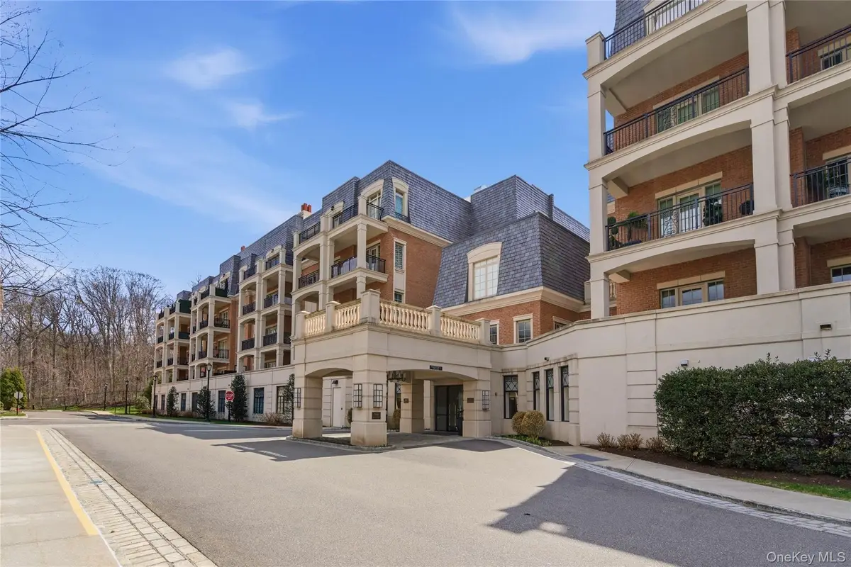 3000 Royal Court #3102, New Hyde Park, NY 11040 - #1