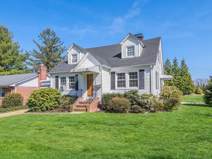 9 West Street, Greenvale, NY 11548 - #2