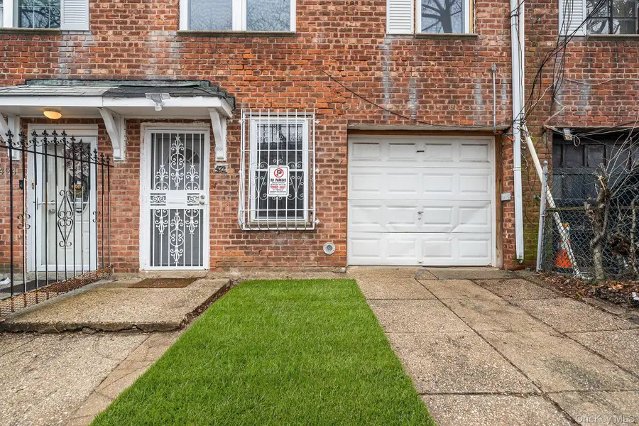 422 Autumn Avenue, Brooklyn, NY 11208 - #2