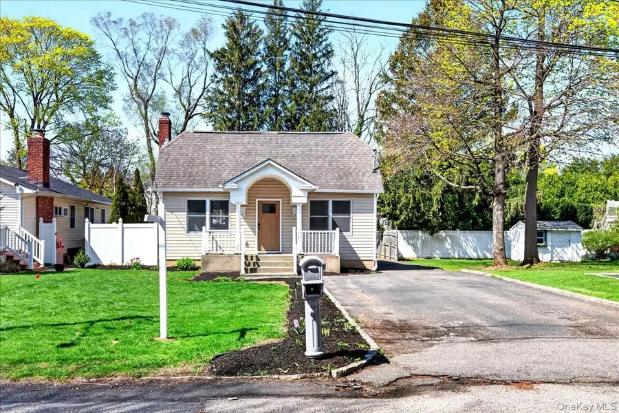 909 2nd Street N, East Northport, NY 11731 - #2