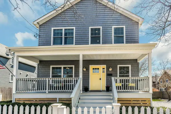 215 North Street, Greenport, NY 11944