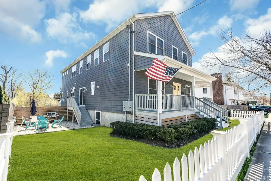 215 North Street, Greenport, NY 11944 - #3