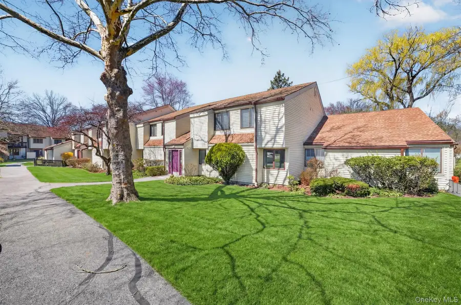 51 Jefferson Oval #F, Yorktown Heights, NY 10598 - #3