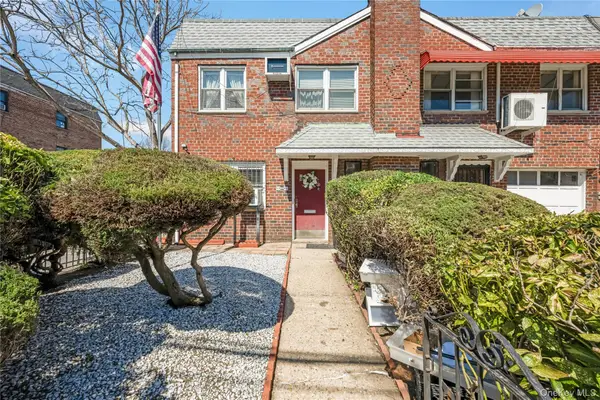 95-01 43rd Avenue, Elmhurst, NY 11373