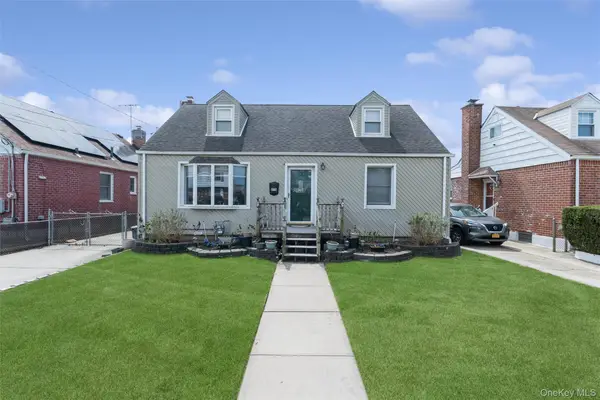 278 Dogwood Road, Valley Stream, NY 11580