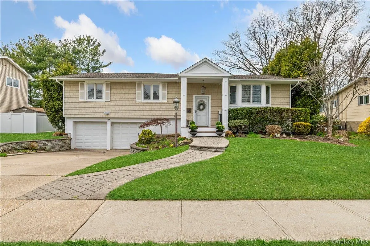 9 Delaware Avenue, Jericho, NY 11753 - #1