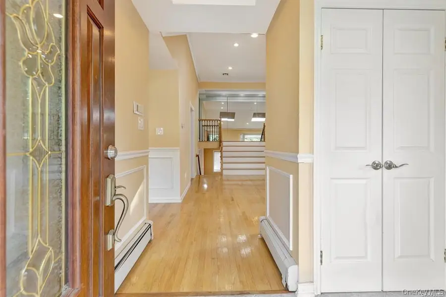 128 Hazelwood Drive, Jericho, NY 11753 - #2