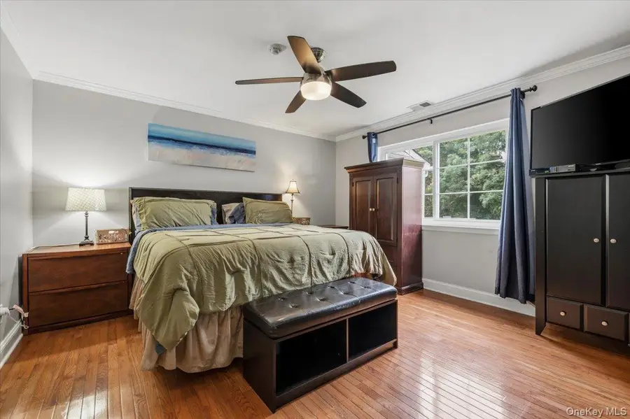 190 Lake Pointe Circle #190, Middle Island, NY 11953 - #3