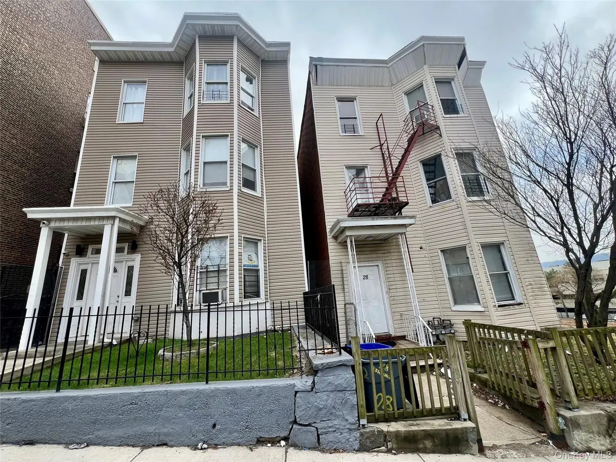 28 Ashburton Avenue, Yonkers, NY 10701 - #1