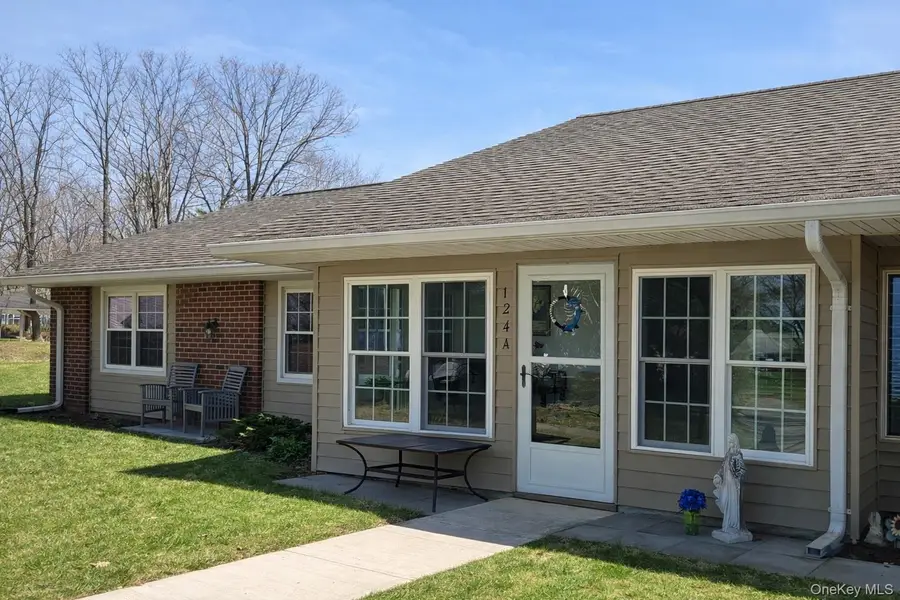 124 Exmore Court #A, Ridge, NY 11961 - #2