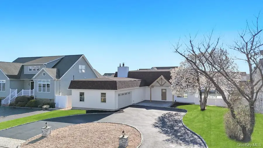 66 Lighthouse Road, Babylon, NY 11702 - #2