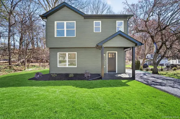 111 Cedar Avenue, New Windsor, NY 12553