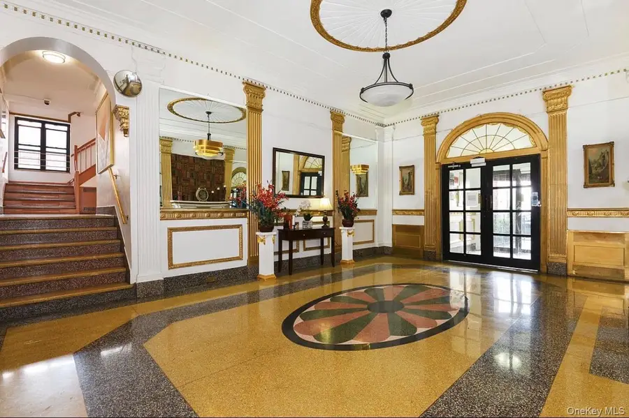 42-52 Layton Street #6F, Elmhurst, NY 11373 - #3