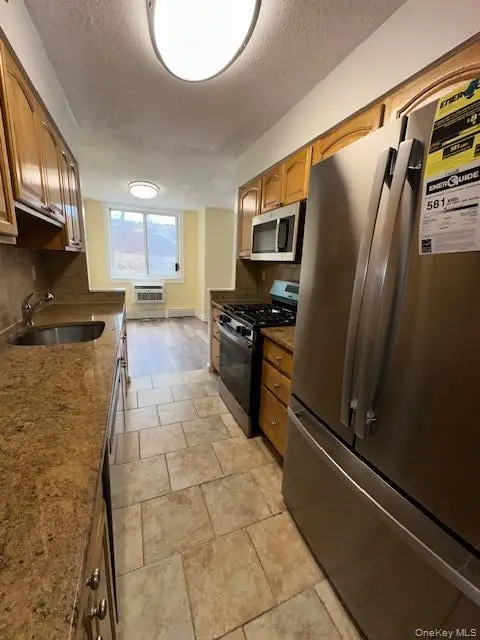 14 Nosband Avenue #1j, White Plains, NY 10605 - #2