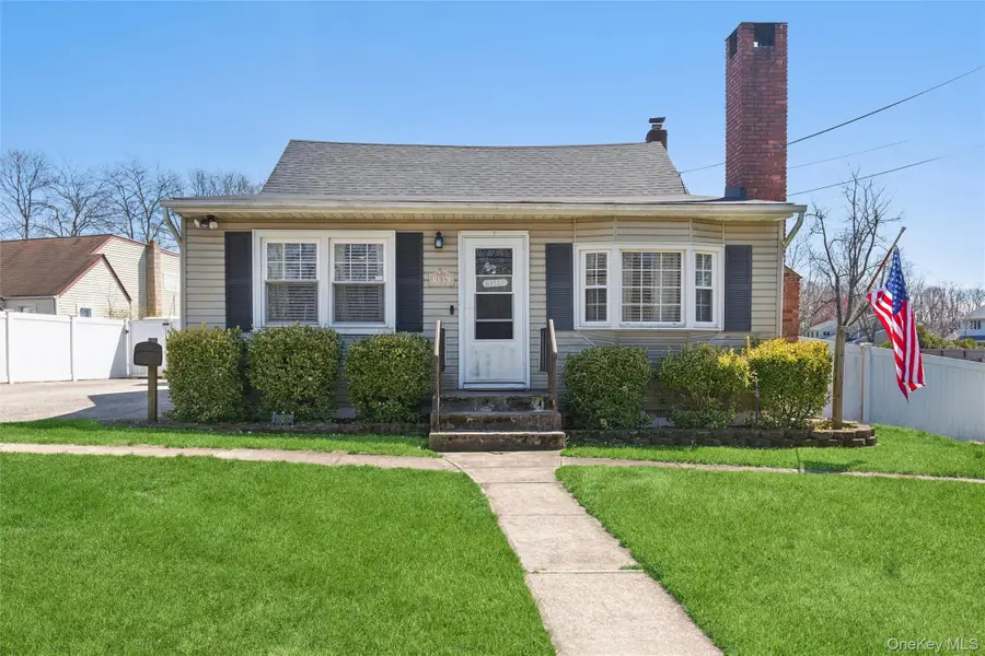 184 Smith Road, Ronkonkoma, NY 11779 - #2