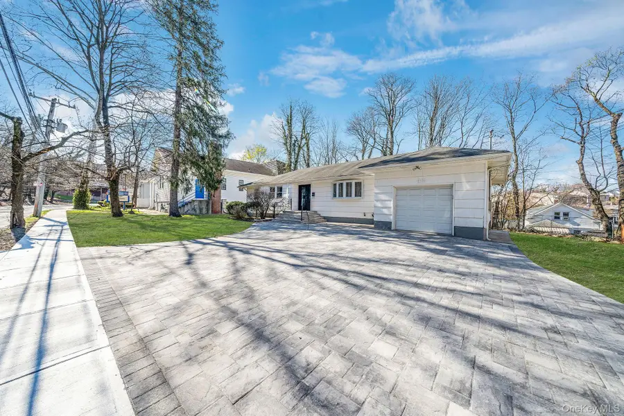 45 Roslyn Road, Roslyn Heights, NY 11577 - #2