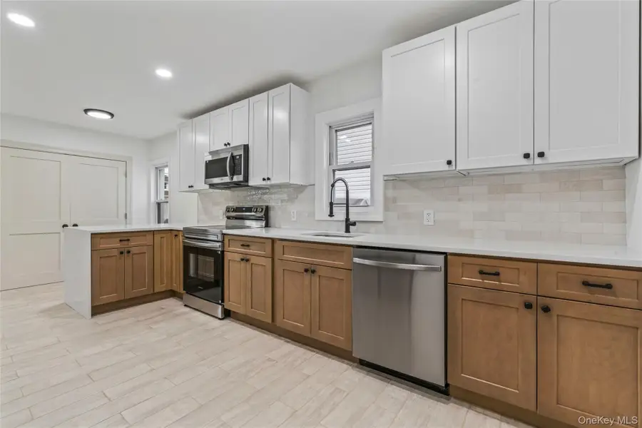 3322 Parkway Drive, Baldwin Harbor, NY 11510 - #3