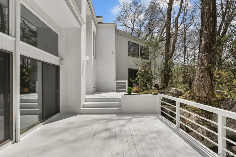 52 Whippoorwill Lake Road, Chappaqua, NY 10514 - #2