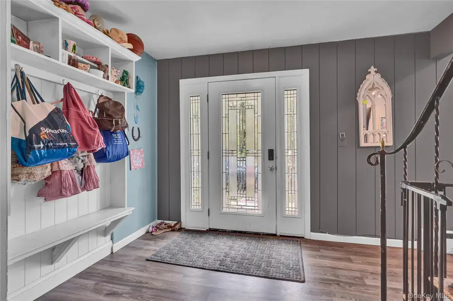 161 Lower Sheep Pasture Road, East Setauket, NY 11733 - #3