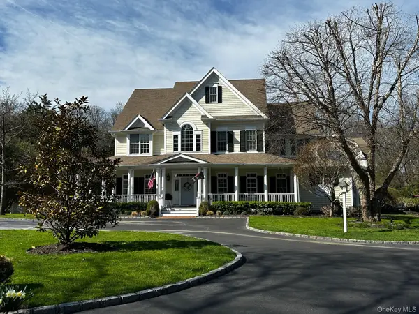 503 Cold Spring Road, Laurel Hollow, NY 11791