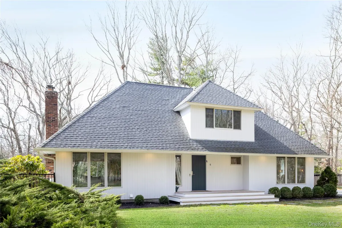 5 Skyes Neck Court, East Quogue, NY 11942 - #1