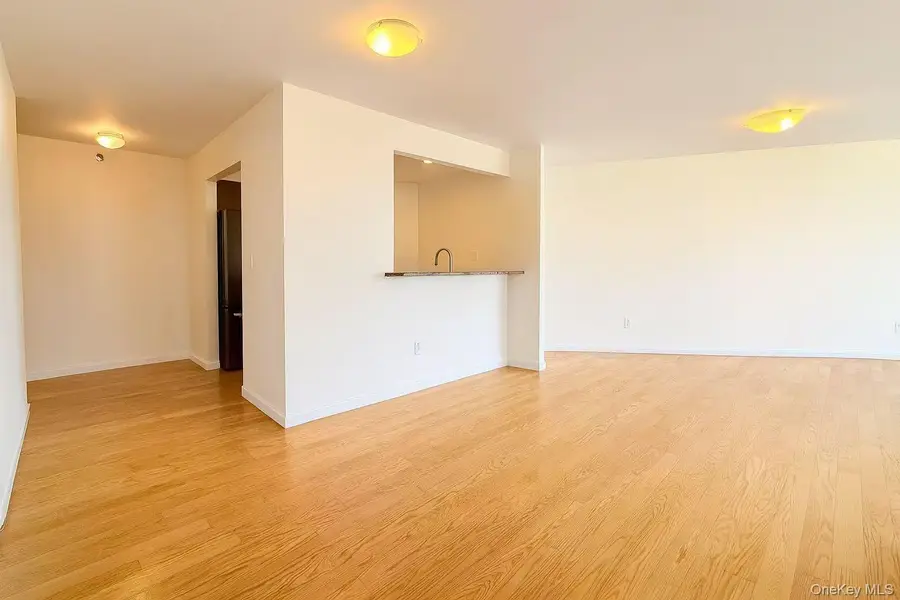 6070 Woodhaven Boulevard #4E, Elmhurst, NY 11373 - #2