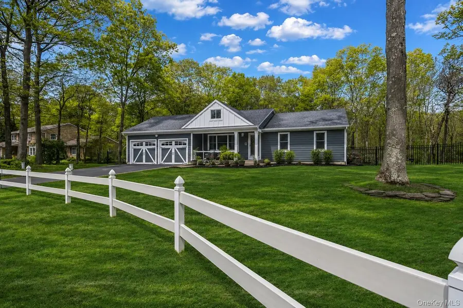 14 Belvoir Court, East Shoreham, NY 11788 - #2