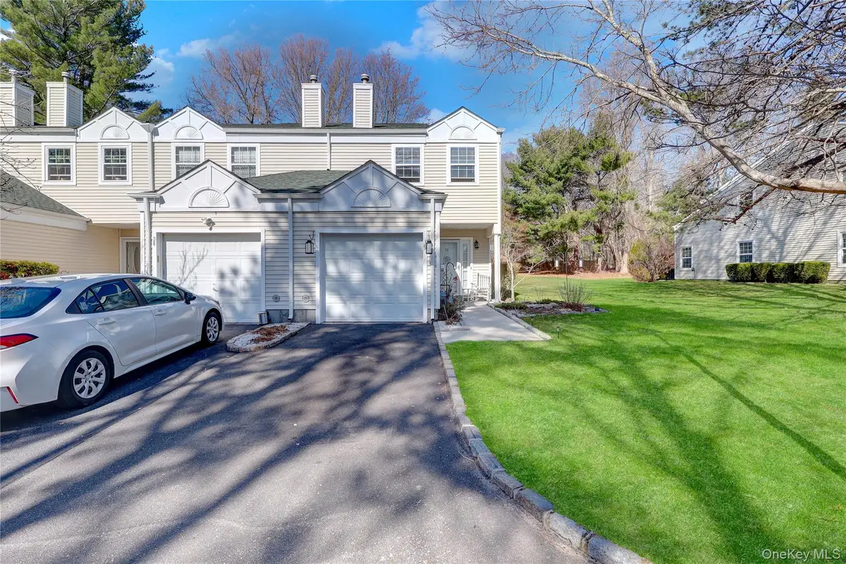 39 Quail Court, Manorville, NY 11949 - #1