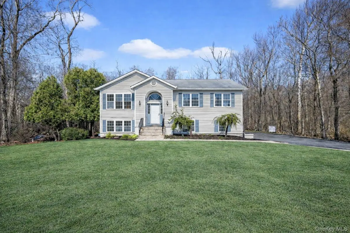 12 Aron Court, Spring Valley, NY 10977 - #1