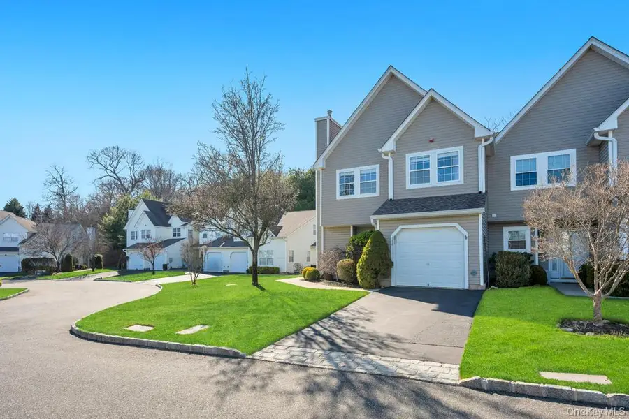 198 Erik Drive, East Setauket, NY 11733 - #2