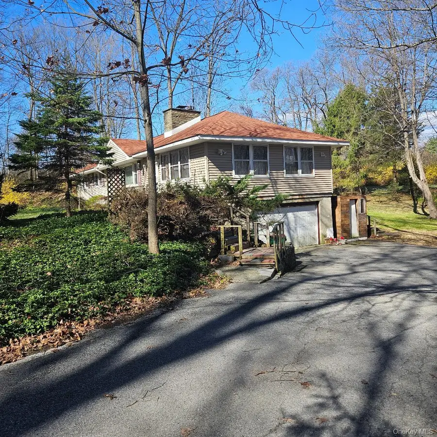 41 Wildwood Drive, Poughkeepsie, NY 12603 - #2