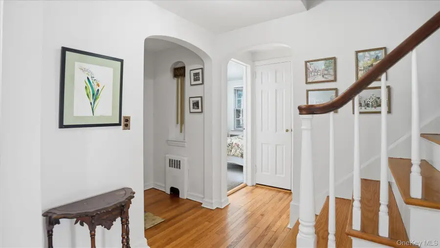 6 Derby Road, Port Washington, NY 11050 - #2